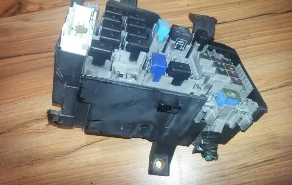 Mazda 6 Fuse box set