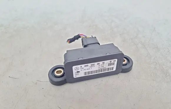 Mercedes-Benz R W251 ESP acceleration yaw rate sensor A0055422018 10170106343 GT38K2864U