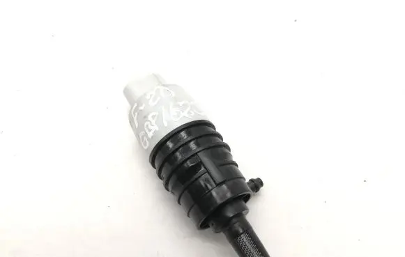 BMW 1 F20 F21 Windscreen/windshield washer pump 29830901
