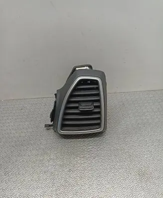 Hyundai Tucson TL Dashboard side air vent grill/cover trim 97490D7AA0