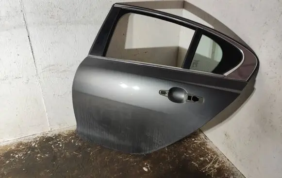 Jaguar XE Rear door 