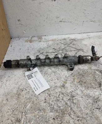 Toyota Corolla Verso AR10 Fuel main line pipe 8945860010