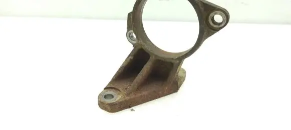 Toyota Avensis Verso Driveshaft support bearing bracket 