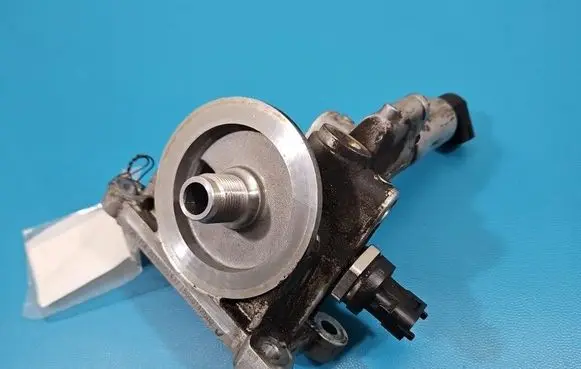 Ford Edge II Oil filter mounting bracket 21110351437 IMPRK1527955