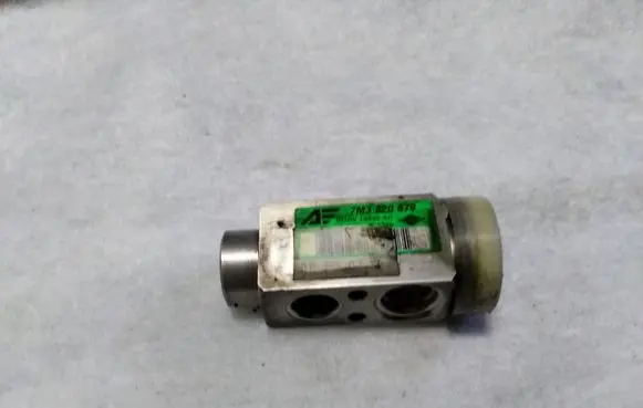 Ford Fiesta Air conditioning (A/C) expansion valve 7M3820679 95NW19849AC