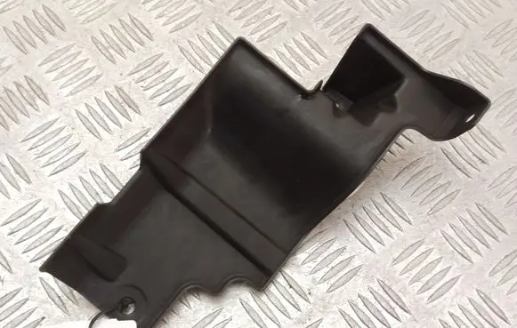 Mitsubishi Outlander Intercooler air guide/duct channel 6400D922