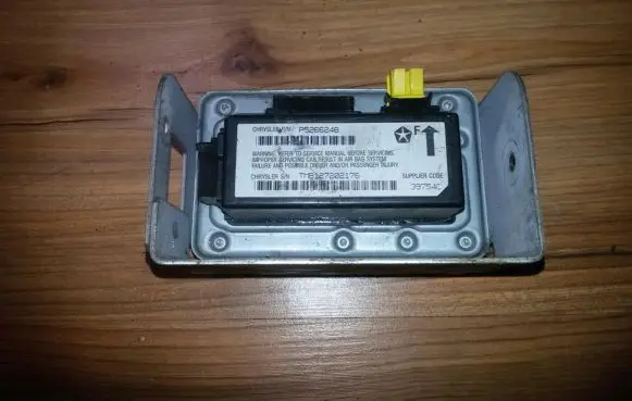 Chrysler Voyager Airbag control unit/module p5266248 tmb127202176