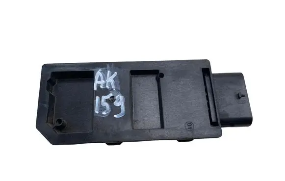 Volkswagen Golf VIII Keyless system antenna 5WA962133B