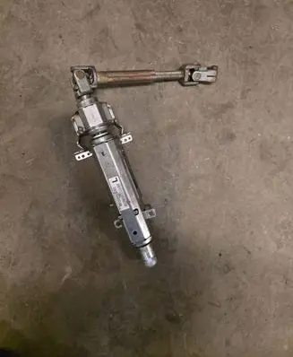 Volkswagen PASSAT B7 Steering column universal joint