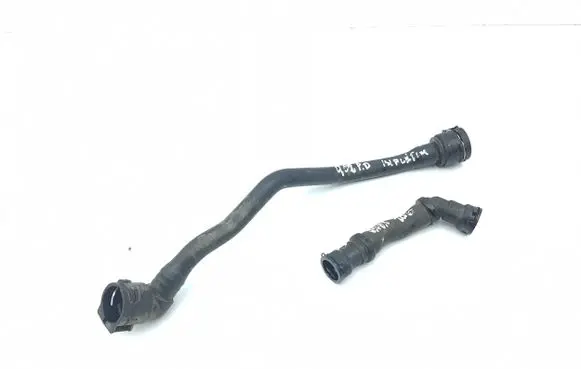 Infiniti Q30 Engine coolant pipe/hose