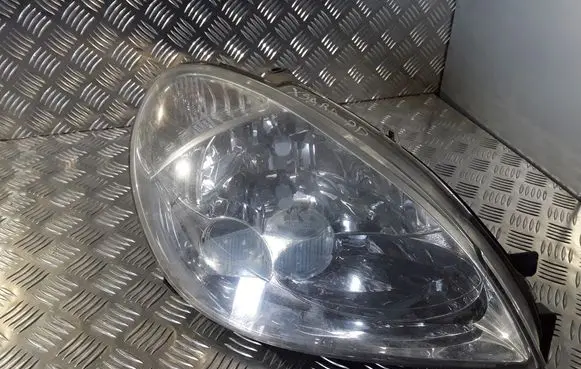 Citroen Xsara Headlight/headlamp 9637082380