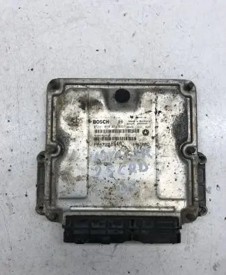 Chrysler Grand Voyager IV Engine control unit/module P04727664AD 0281010814