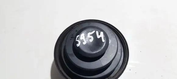 Toyota Aygo AB10 Dash center air vent grill
