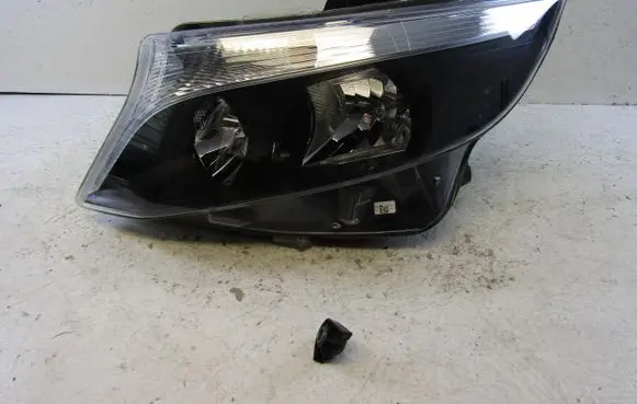 Mercedes-Benz Vito Viano W447 Headlight/headlamp A4479067700