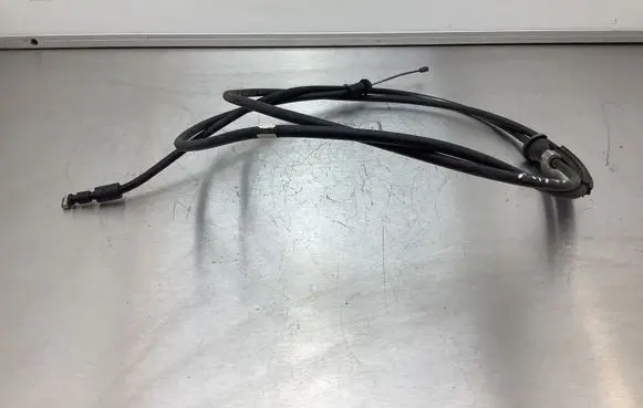 Ford Focus Engine bonnet/hood lock release cable AM5116C657