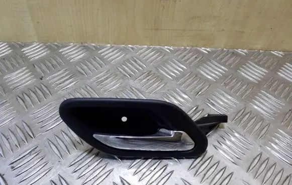 BMW 5 E39 Rear door interior handle 8226050