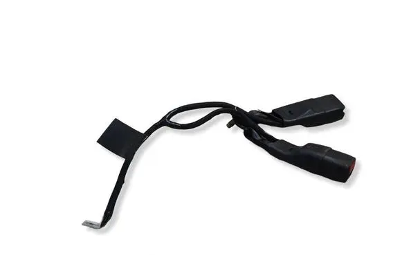 Nissan Leaf II (ZE1) Middle seatbelt buckle (rear) 6262419