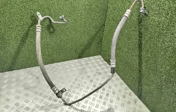 Renault Trafic III (X82) Power steering hose/pipe/line 497209687R 93868482