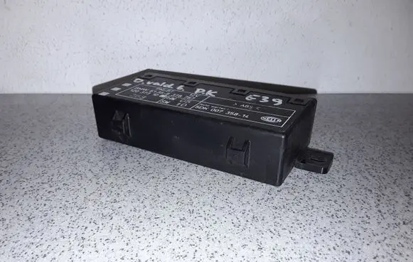 BMW 5 E39 Door control unit/module 61358378767 8378767