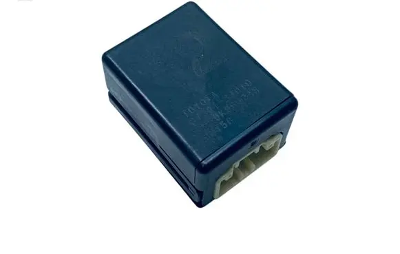 Toyota RAV 4 (XA50) Seat heating relay 8750133010