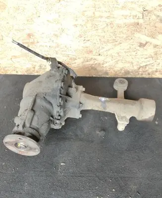 Toyota Land Cruiser (J120) Front differential 43x11