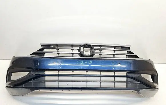 Volkswagen PASSAT B8 Front bumper 3G0807221E