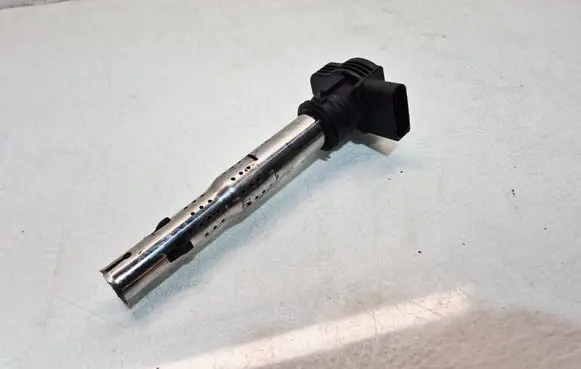 Audi Q5 SQ5 8R High voltage ignition coil C16274