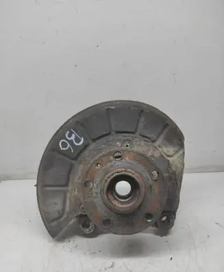 Volkswagen PASSAT B6 Front wheel hub