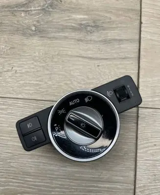 Mercedes-Benz C W204 Light switch