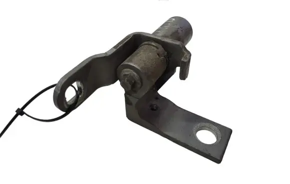 Ford Mondeo MK IV Front door upper hinge A046575