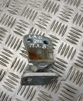 Land Rover Discovery 3 - LR3 Front door upper hinge 