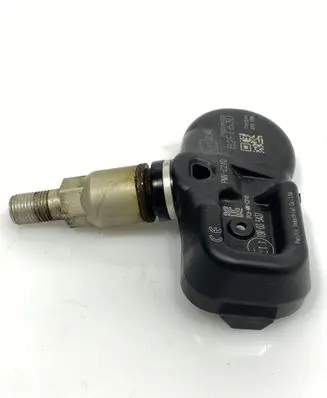 Nissan Qashqai Tire pressure sensor 10R035437