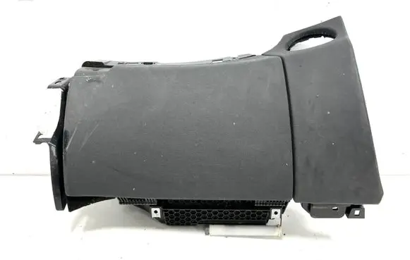 Mercedes-Benz CLS C219 Glove box set E048831021