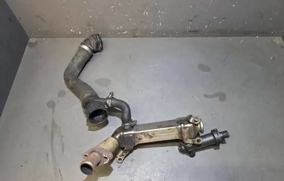 BMW 5 E60 E61 EGR valve cooler 779006506