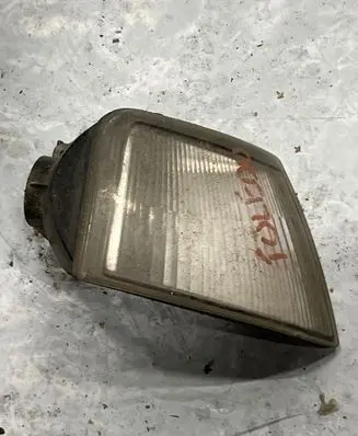Seat Toledo I (1L) Front indicator light 961592
