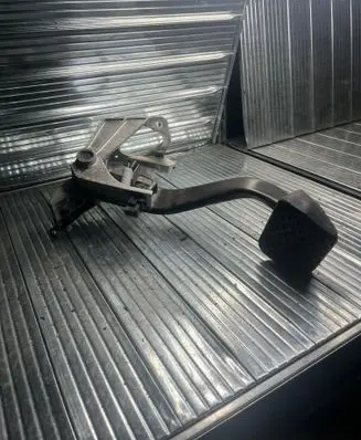 BMW 3 E92 E93 Brake pedal 42322403