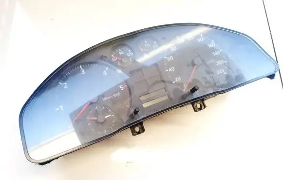 Audi A4 S4 B5 8D Speedometer (instrument cluster) 8d0919034 au-0007-001