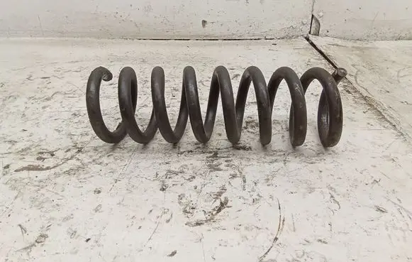 Mercedes-Benz C W204 Rear coil spring