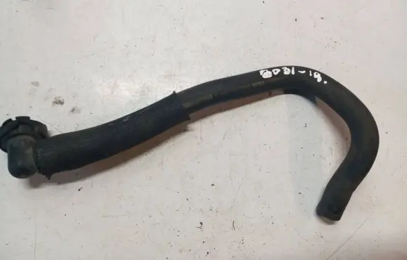 Volvo XC60 Engine coolant pipe/hose 8G918B159CB