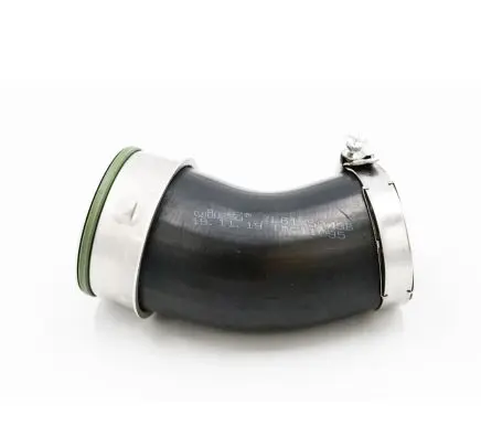 Audi Q7 4L Intercooler hose/pipe 7L6145943B