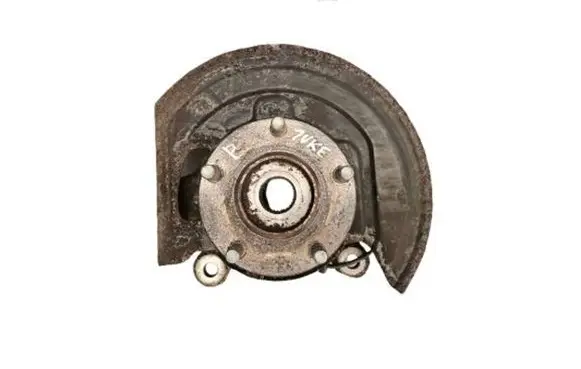 Nissan Juke I F15 Front wheel hub spindle knuckle