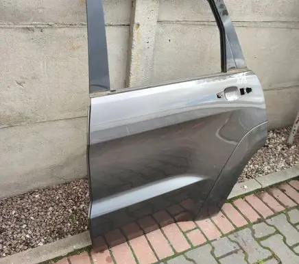 Jeep Grand Cherokee Rear door