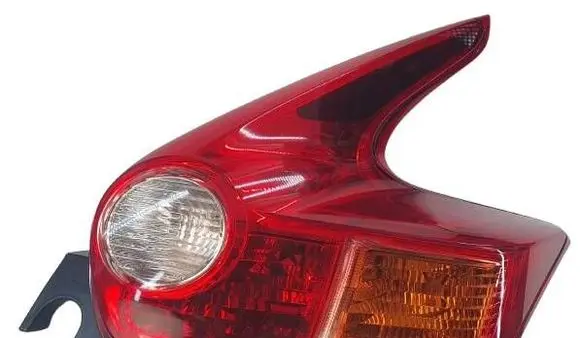 Nissan Juke I F15 Rear/tail lights 14190