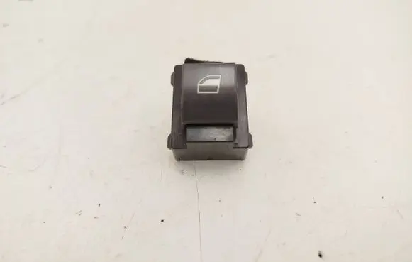 BMW 7 E65 E66 Electric window control switch 8379597 E0200016