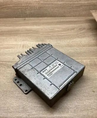 Chrysler Voyager Engine control unit/module ECU P04686660AB 0281001333