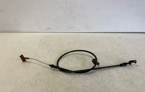 Tesla Model S Engine bonnet/hood lock release cable 106670000A