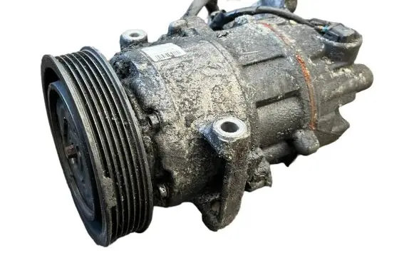 Renault Megane III Air conditioning (A/C) compressor (pump) 8200939386a