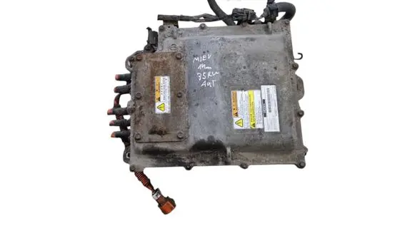 Mitsubishi i-MiEV Voltage converter/converter module 9499A620 CF1101000909