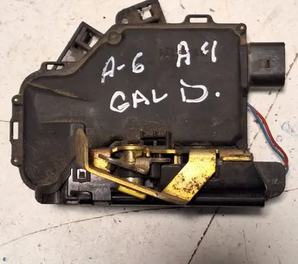 Audi A4 S4 B6 8E 8H Rear door lock PA6630GF
