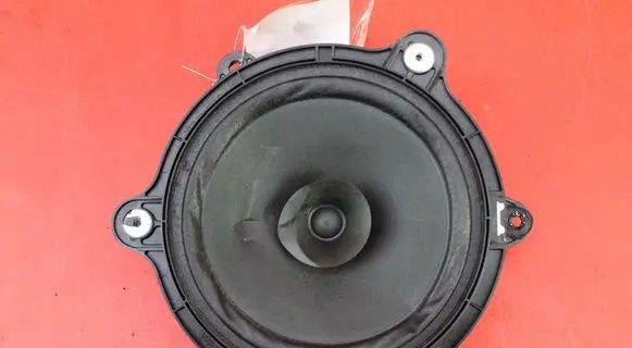 Renault Captur Subwoofer speaker